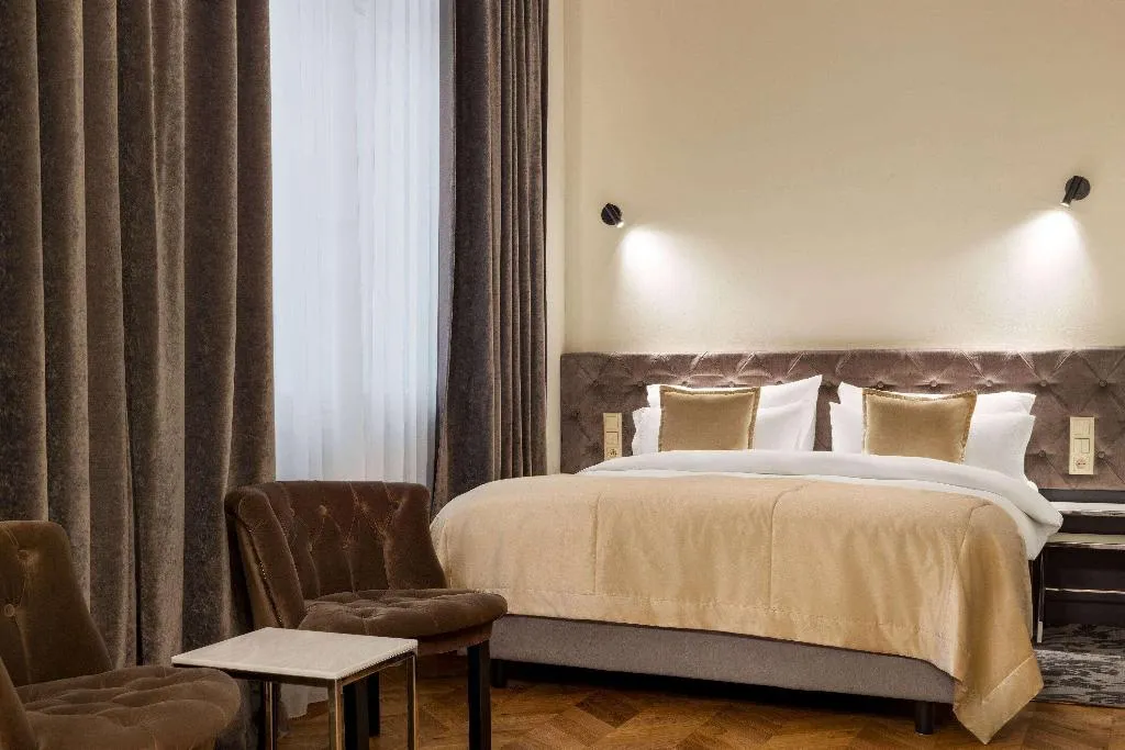Room, Wyndham Grand Krakow Old Town, Krakow