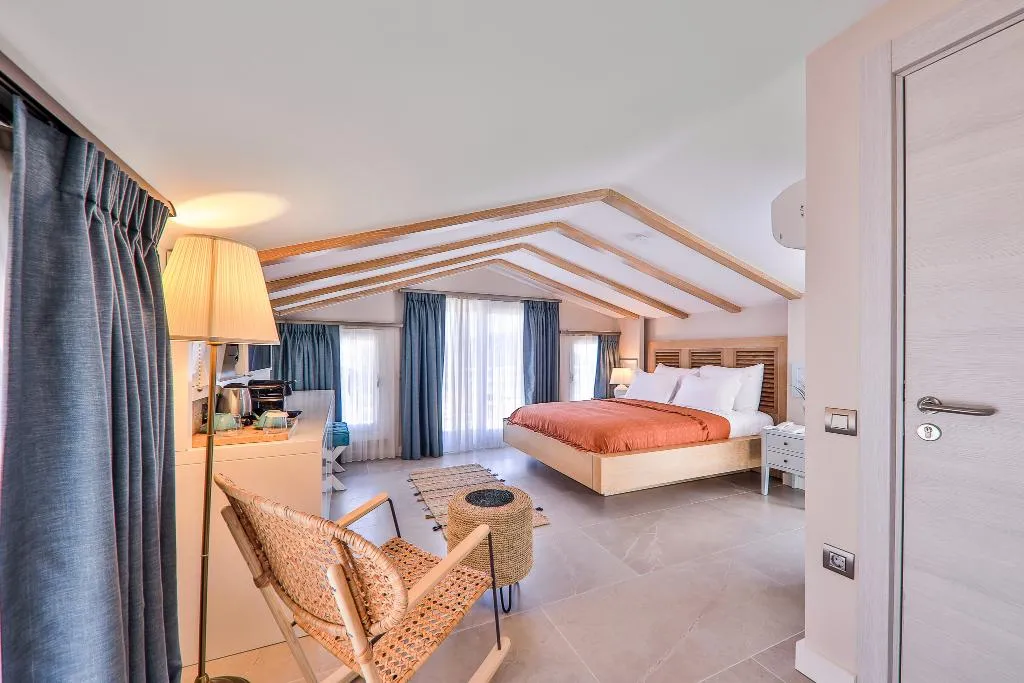 SUITE WITH JACUZZI Room, Kalkan Saray Suites, Dalaman