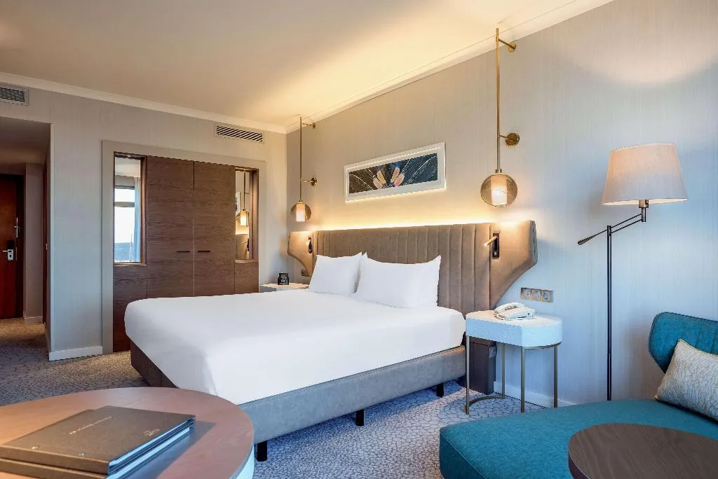 FAMILY ROOM CONNECTING ROOM Room, Hilton Diagonal Mar Barcelona, Barcelona