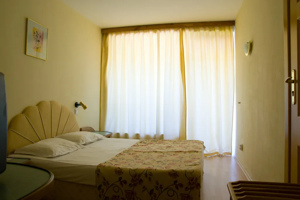 DOUBLE SINGLE USE STANDARD Room, Hotel Perla, Varna