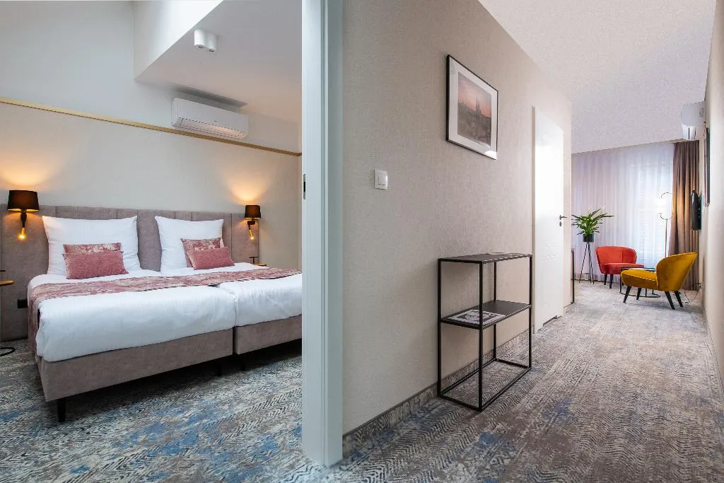 APARTMENT COMFORT Room, MR67 Mayera Rapaporta Aparthotel, Krakow