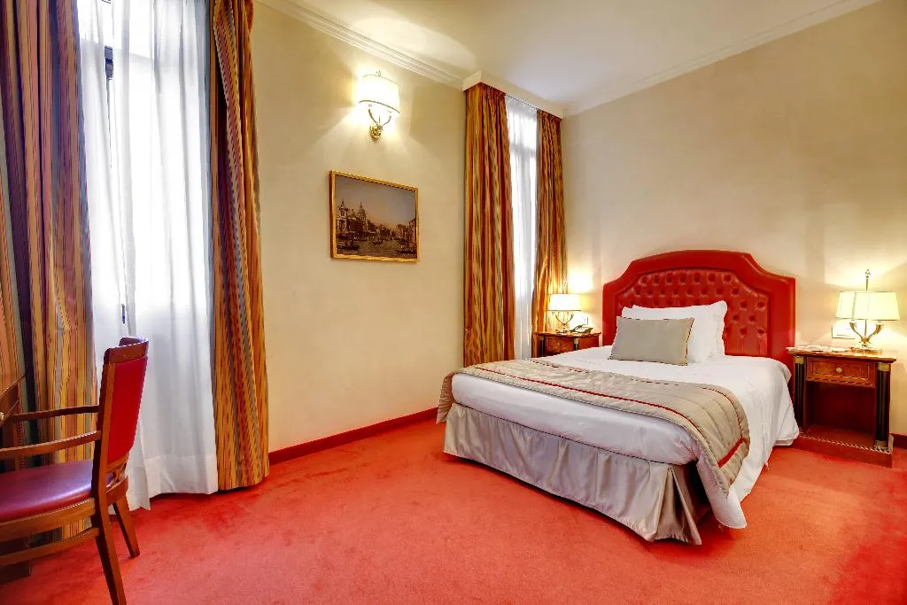 SINGLE CLASSIC Room, Dona Palace, Venice