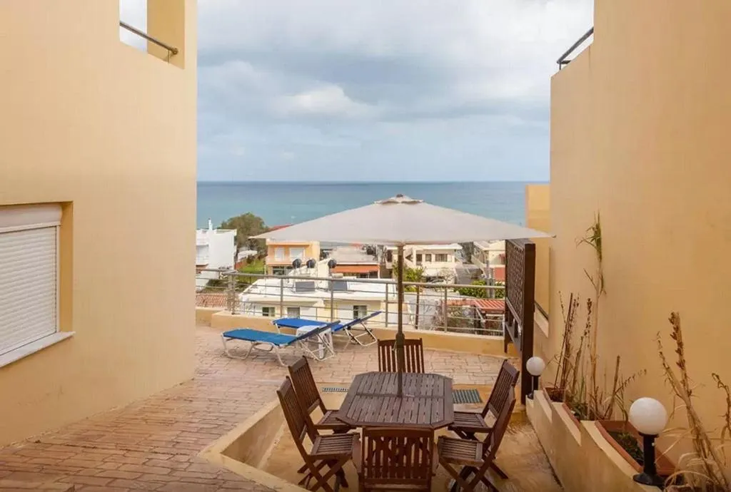 Sports and Entertainment, Blue Villas, Crete