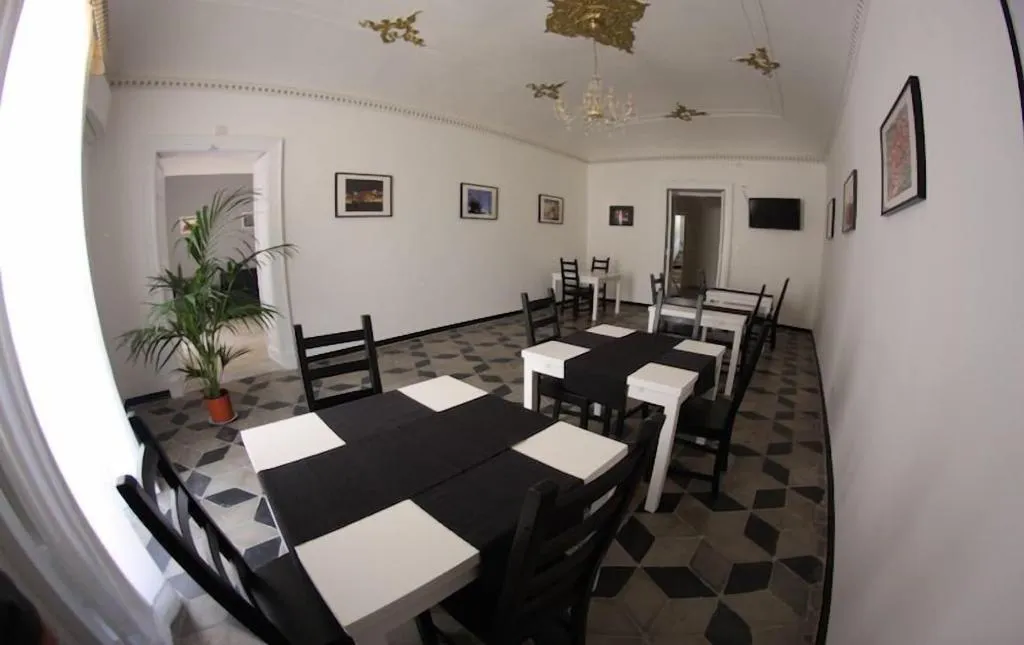 Restaurant, Gualtiero Camere E Suite, Catania