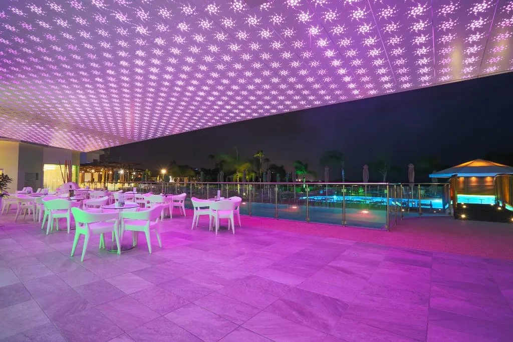 Bar, Vassos Nissi Plage Hotel & Spa, Cyprus