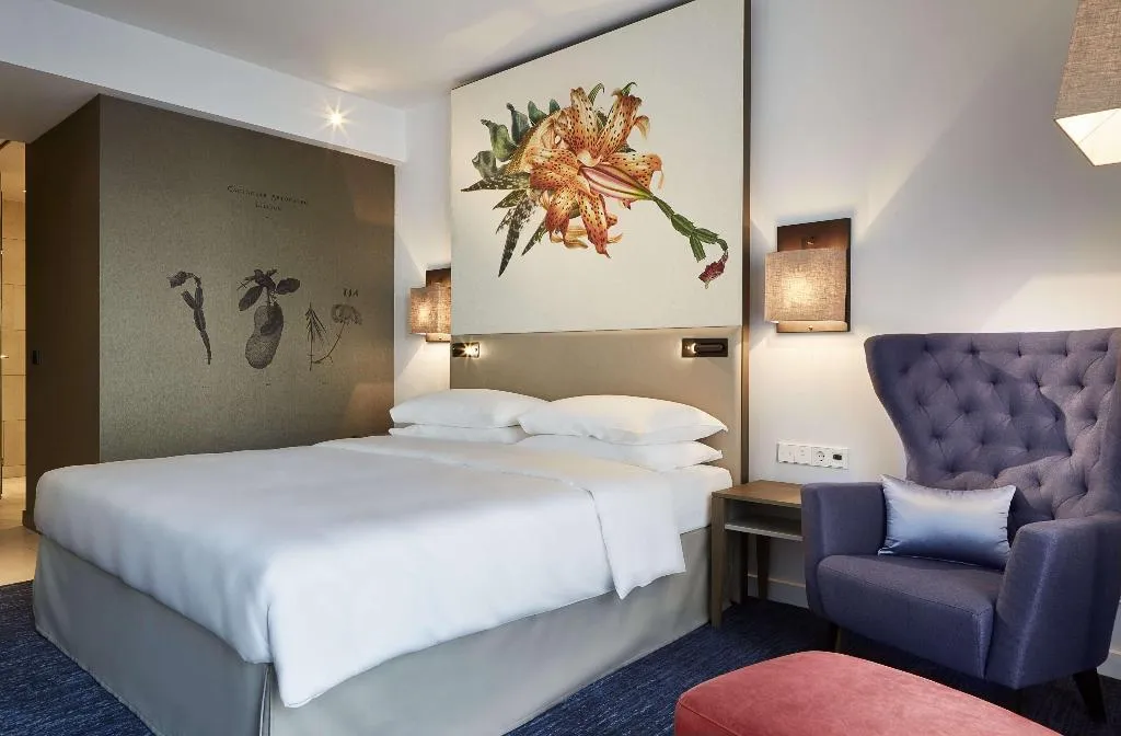 Room, Hyatt Regency Amsterdam, Amsterdam