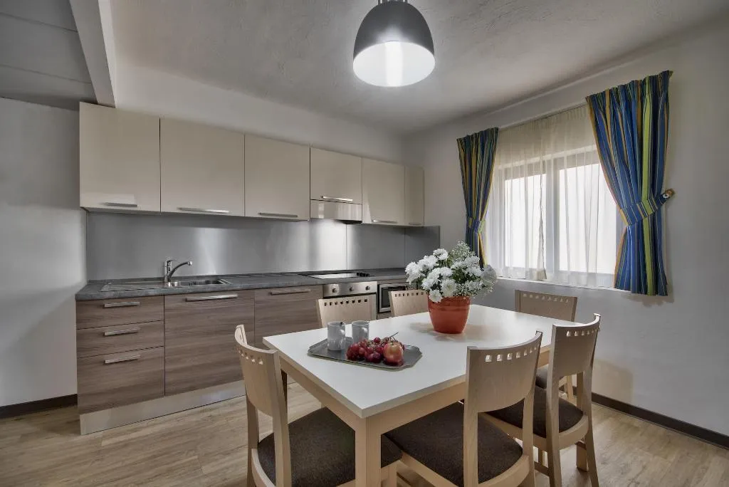 Room, Sunseeker Holiday Complex, Malta