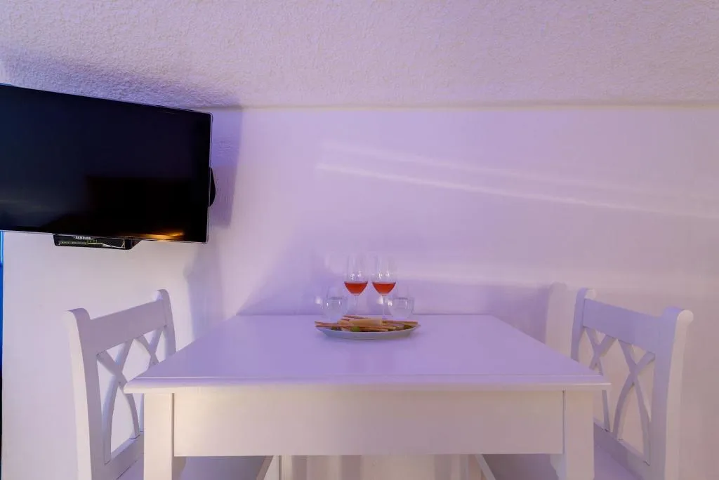 Room, Abyssanto Suites & Spa, Santorini