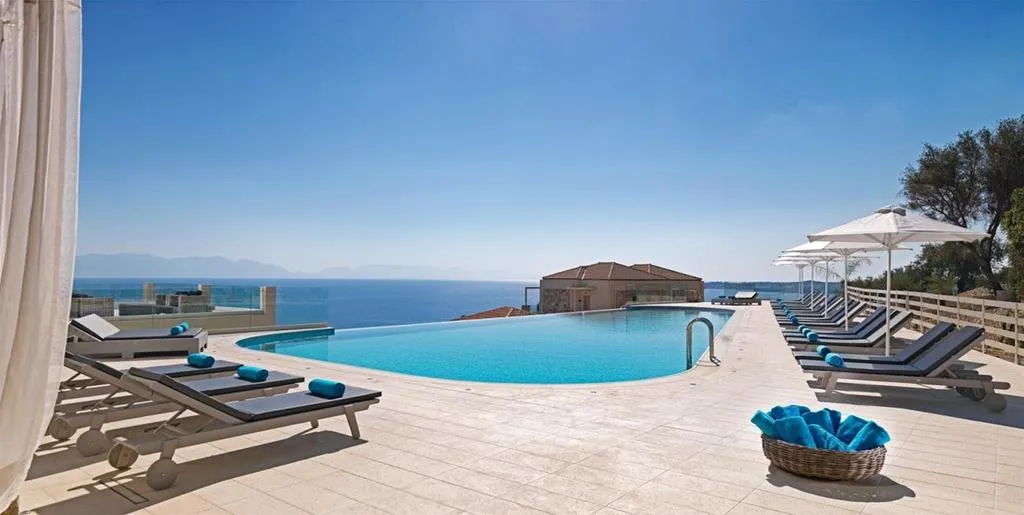 Pool, Camvillia, Kalamata