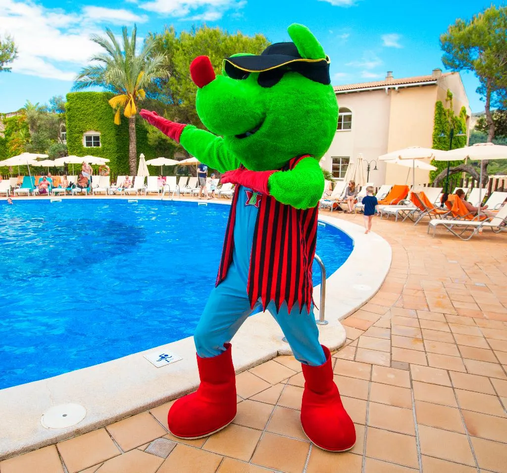 Sports and Entertainment, Viva Cala Mesquida Resort & Spa, Majorca