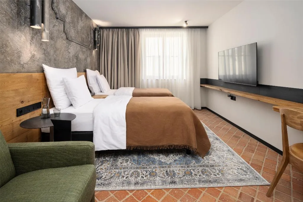 DOUBLE DELUXE Room, Nomadic Urban Premium Suites, Krakow