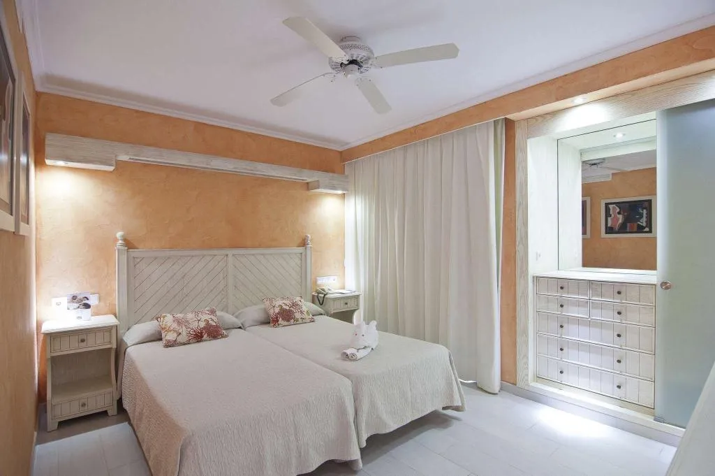 APARTMENT ONE BEDROOM Room, Royal Son Bou Family Club, Menorca