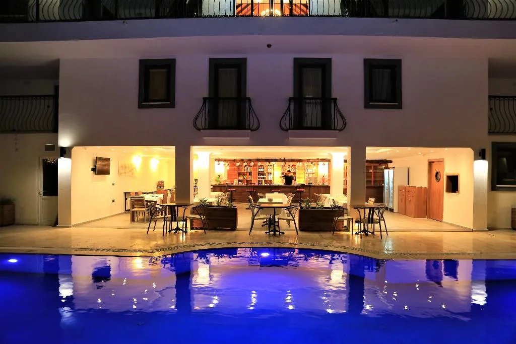 Bar, Modern Life Hotel, Bodrum