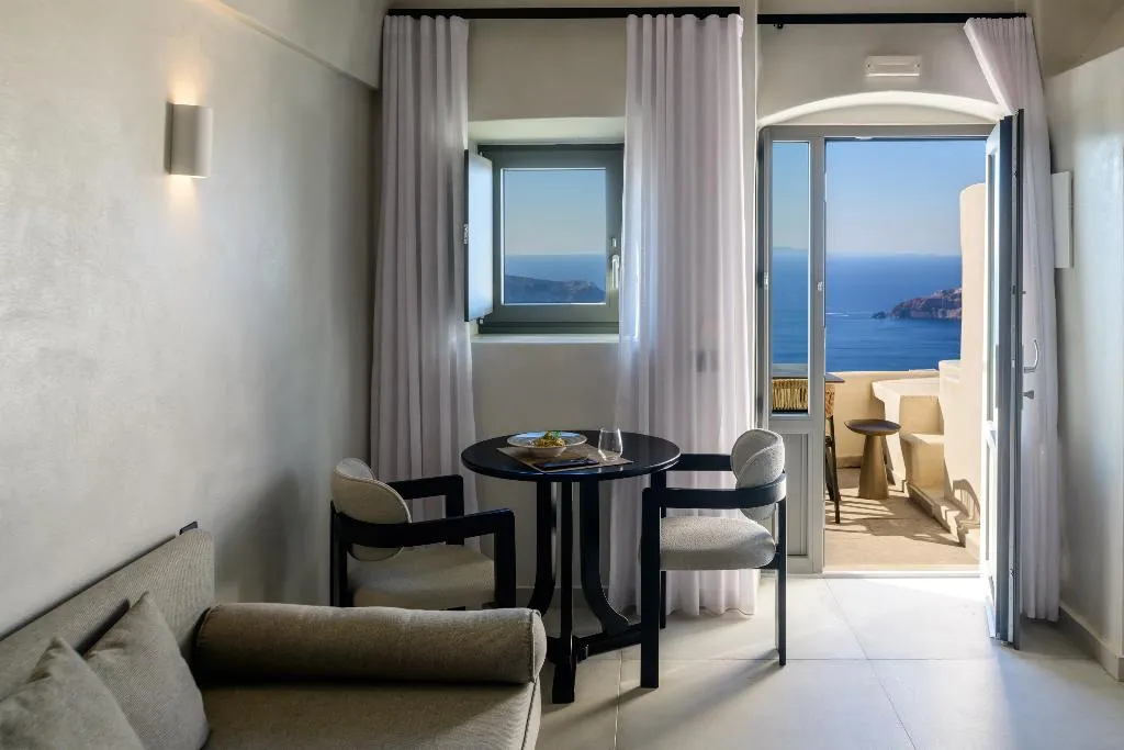 FAMILY ROOM TWO BEDROOMS Room, Andromeda Villas, Santorini