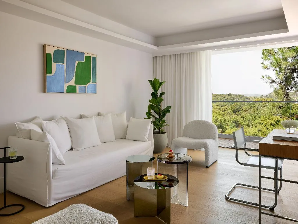 SUITE DELUXE Room, The Roc Club, A Hotel to Live, Athens