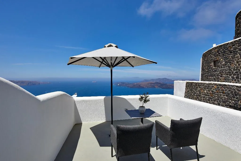 SUITE STANDARD Room, Petit Palace, Santorini