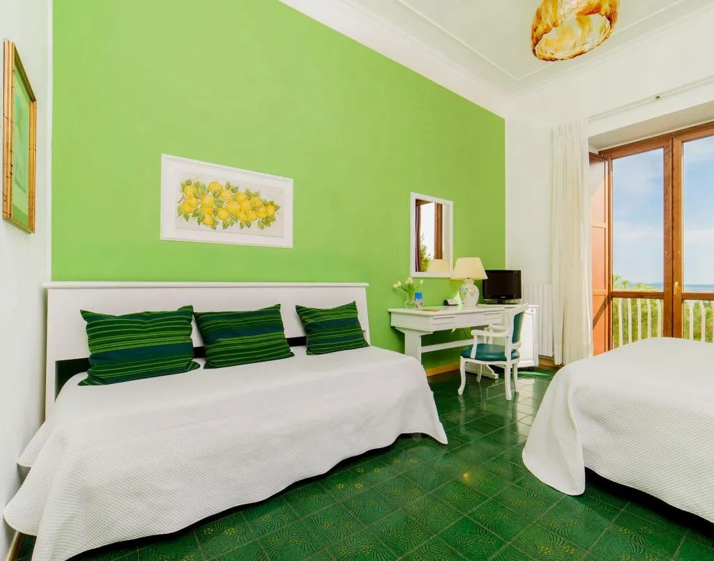 Double or Twin SUPERIOR OCEAN VIEW Room, La Bussola, Naples