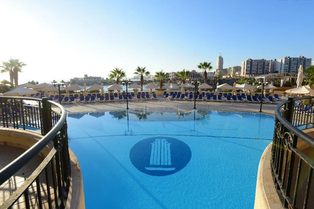 Pool, Corinthia Hotel St Georges Bay, Malta