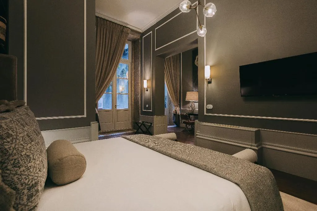 JUNIOR SUITE DELUXE Room, Torel 1884 Suites & Apartments, Porto