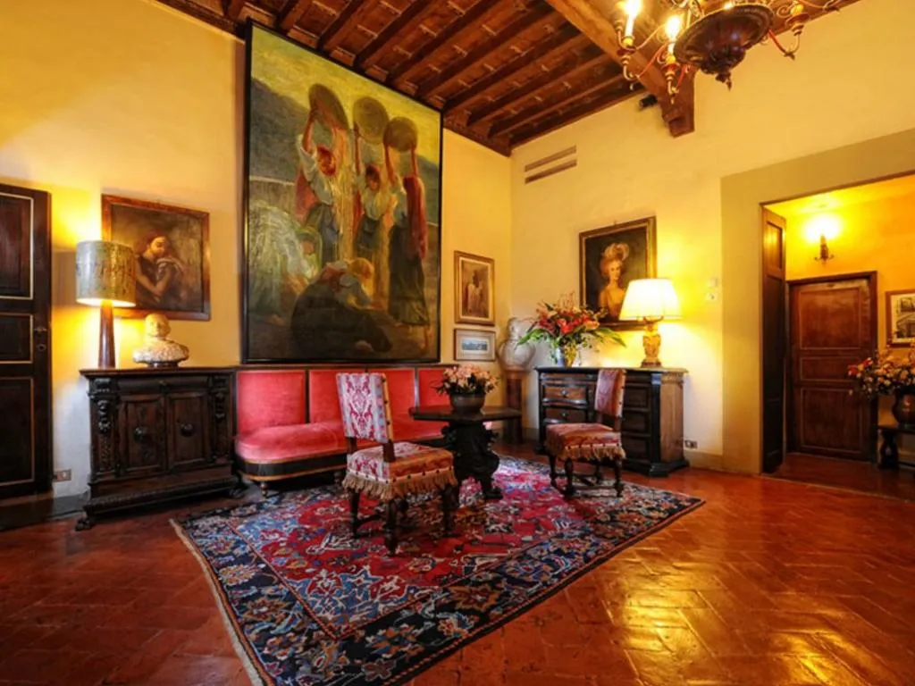 General view, Monna Lisa, Florence