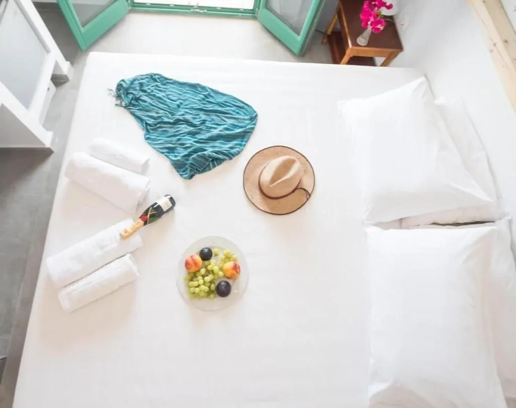 Room, Ifestia, Santorini