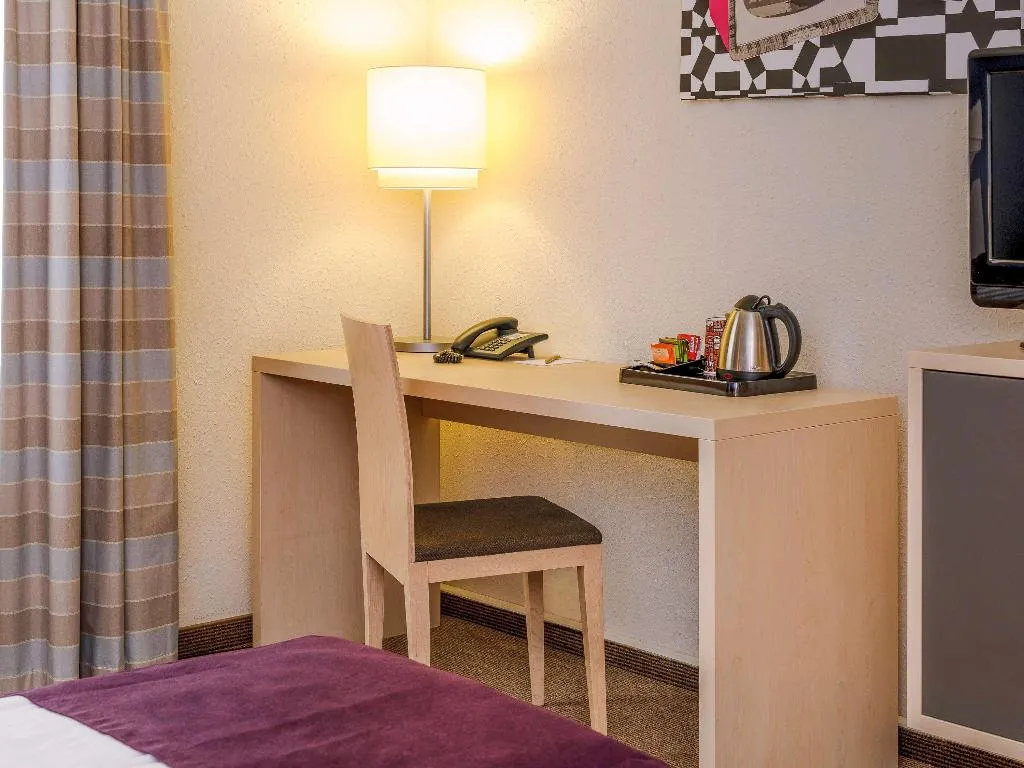 DOUBLE QUEEN SIZE BED Room, Sunday Hotel Berlin City West, Berlin