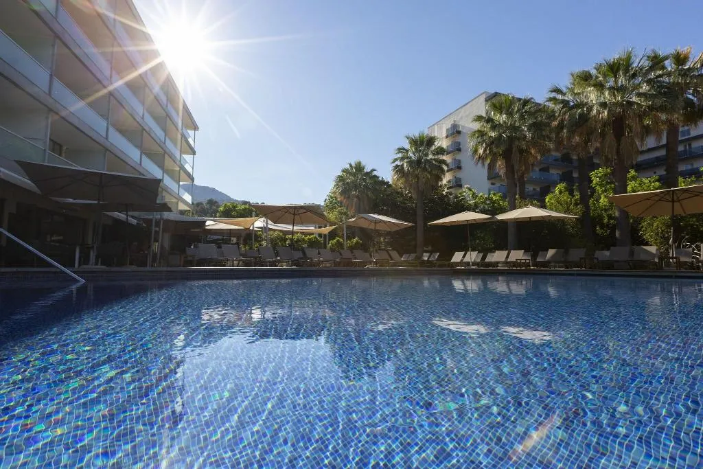 Pool, Aimia, Majorca