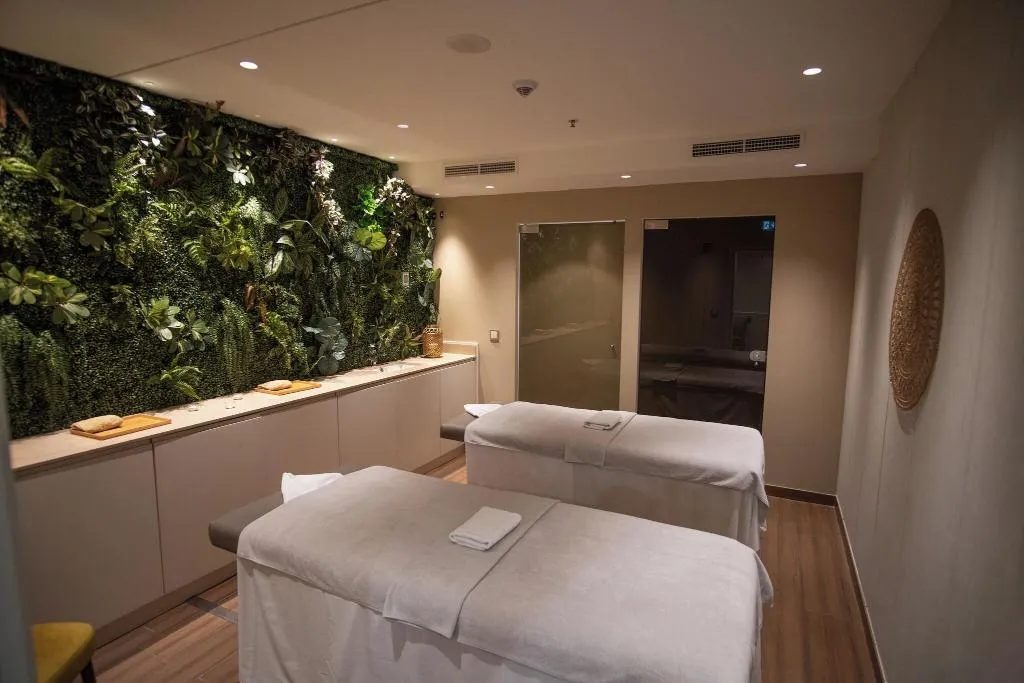 Sports and Entertainment, Boeira Garden Hotel Porto Gaia, Curio Collection, Porto