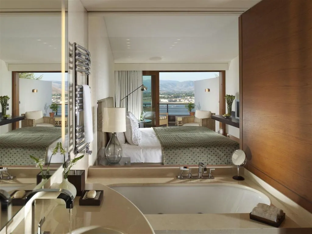 DOUBLE DELUXE SEA VIEW Room, Nafplia Palace, Kalamata