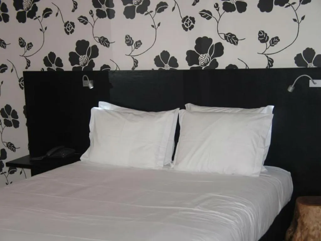 SINGLE STANDARD Room, Funchal Design, Madeira