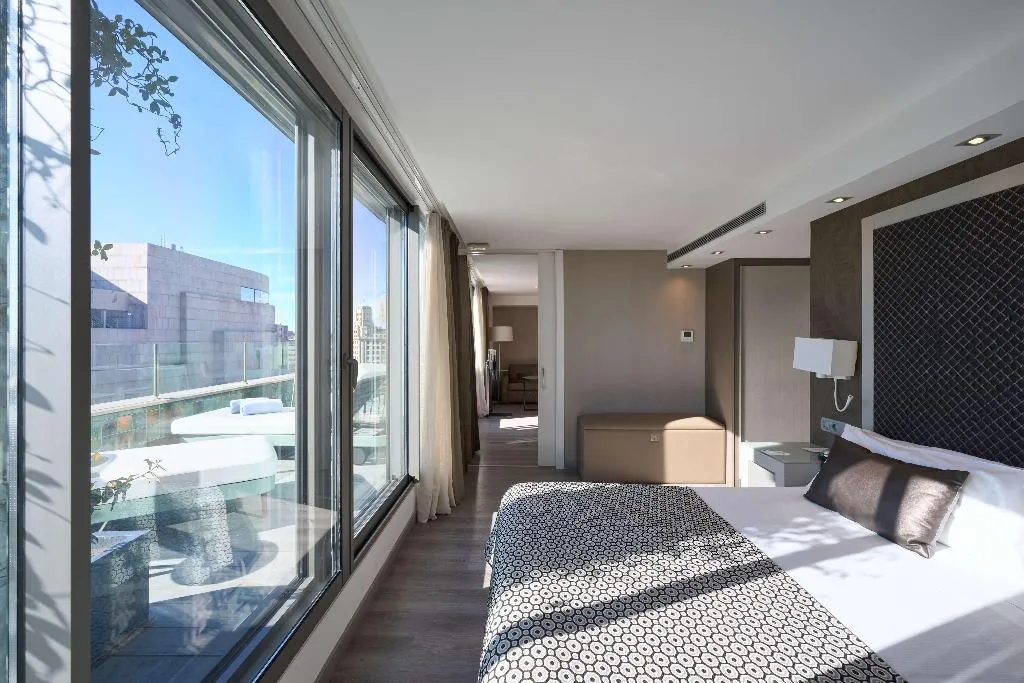 Room, Catalonia Square, Barcelona