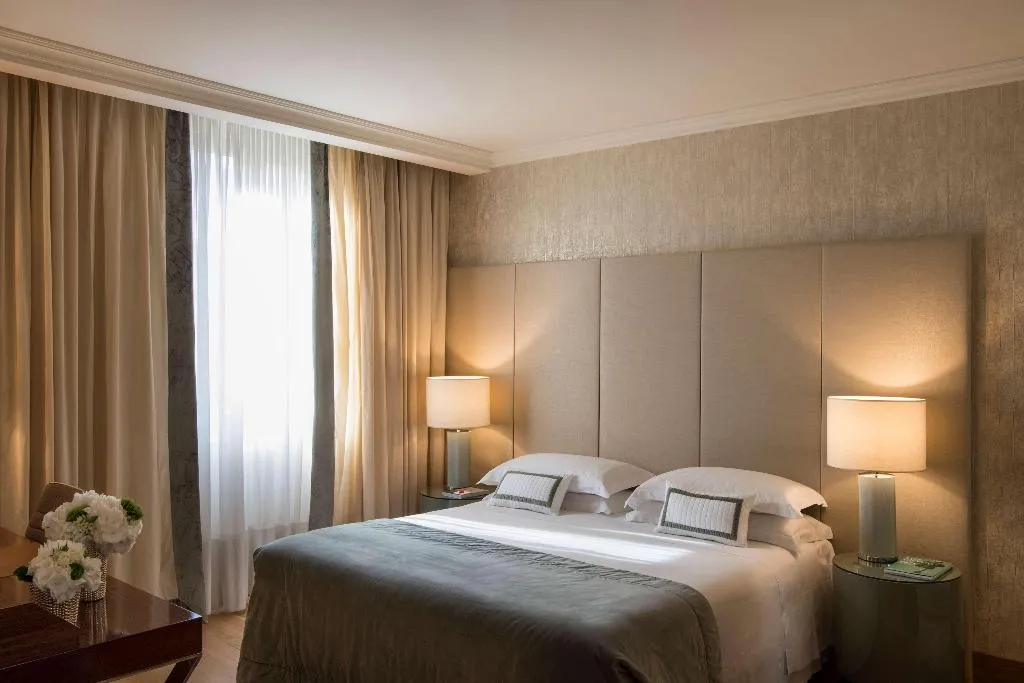Room, Rosa Grand Milano - Starhotels Collezione, Milan
