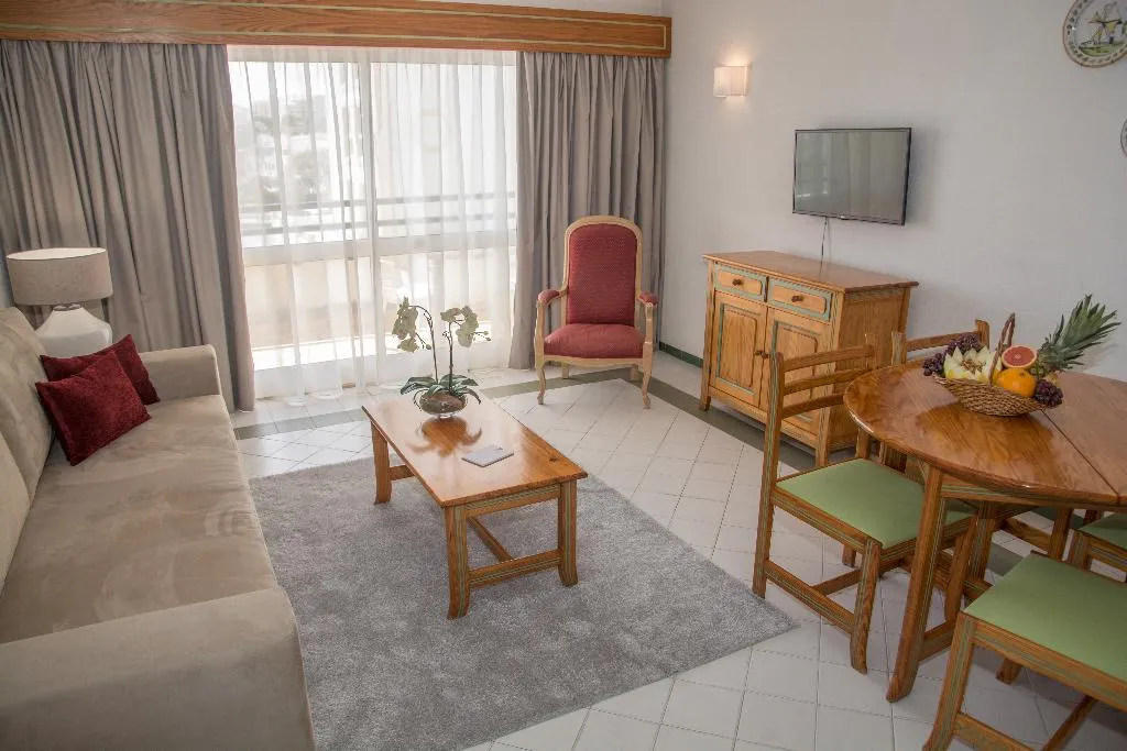 APARTMENT TWO BEDROOMS Room, Luna Hotel da Oura, Algarve