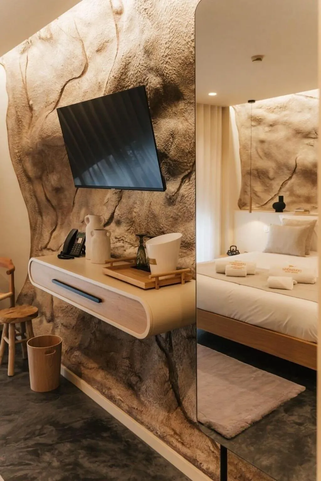 Room, Pousadela Village, Porto