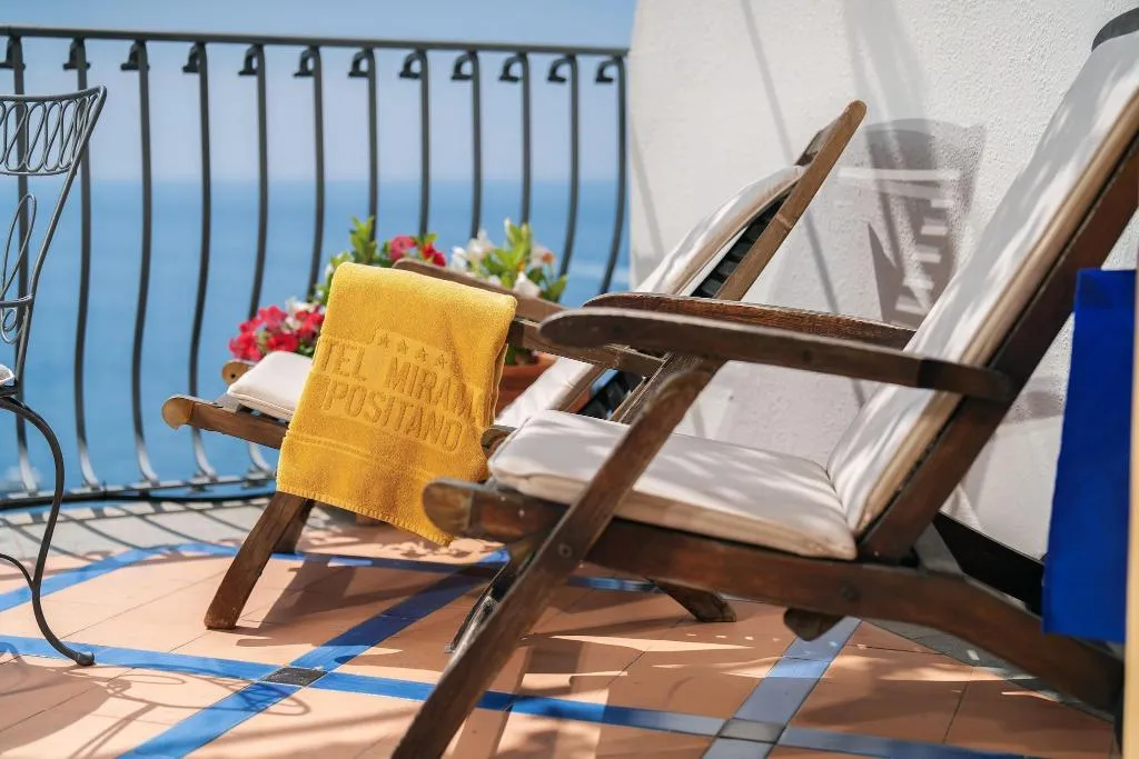 DOUBLE DELUXE SEA VIEW WITH BALCONY Room, Miramare, Naples