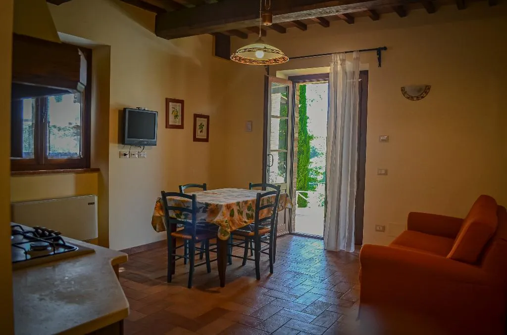 APARTMENT CAPACITY 3 TWO BEDROOMS Room, PanElios Borgo Vacanze, Perugia