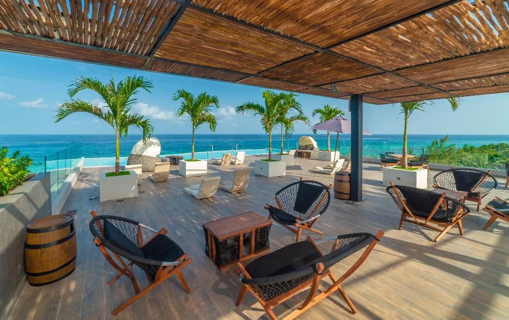 Bar, Mvngata Beach Hotel, Cancun Area