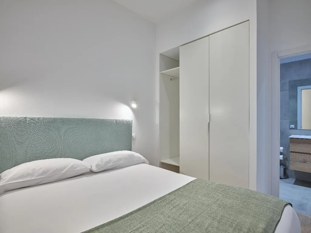 SUITE TWO BEDROOMS TWO BATHROOMS Room, Paseo Suites Hotel, Madrid