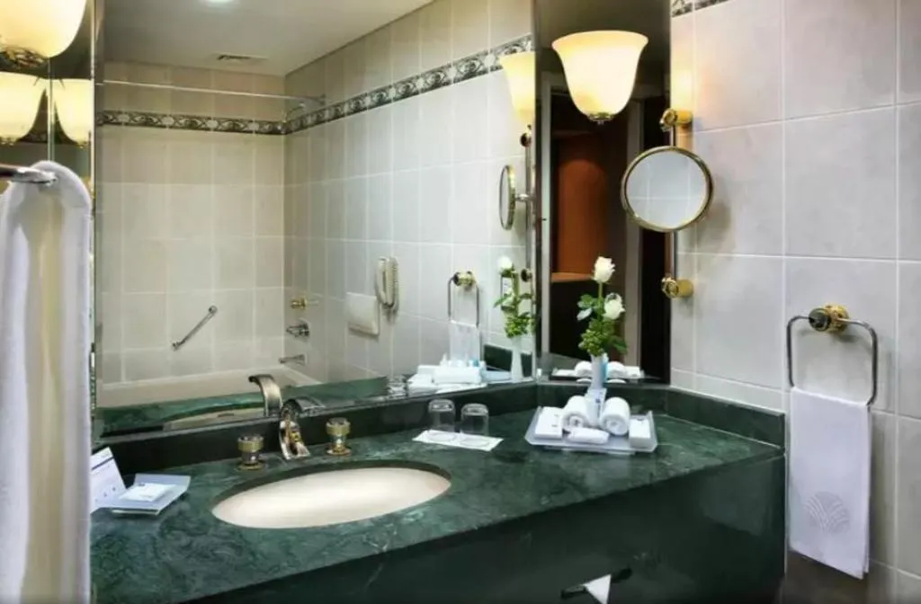 Room, Movenpick Grand Al Bustan Hotel, Dubai