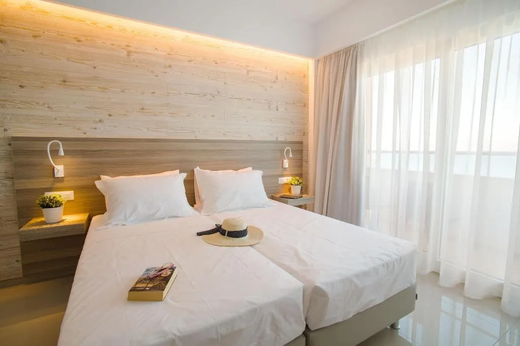 Room, Orpheus Studios, Kos