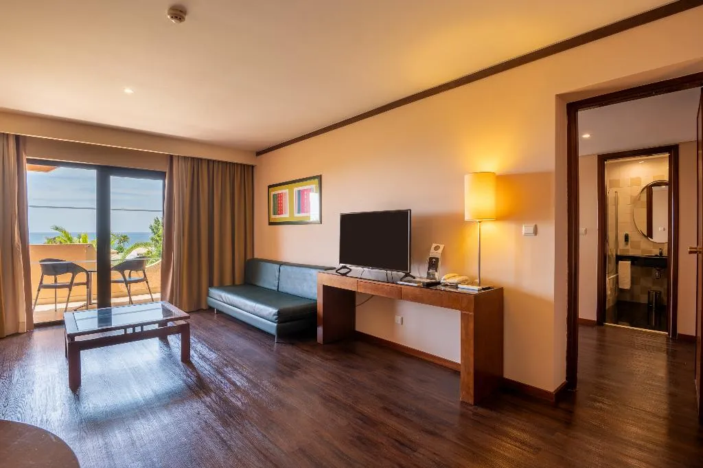 JUNIOR SUITE CLASSIC Room, Vila Gale Atlantico, Algarve