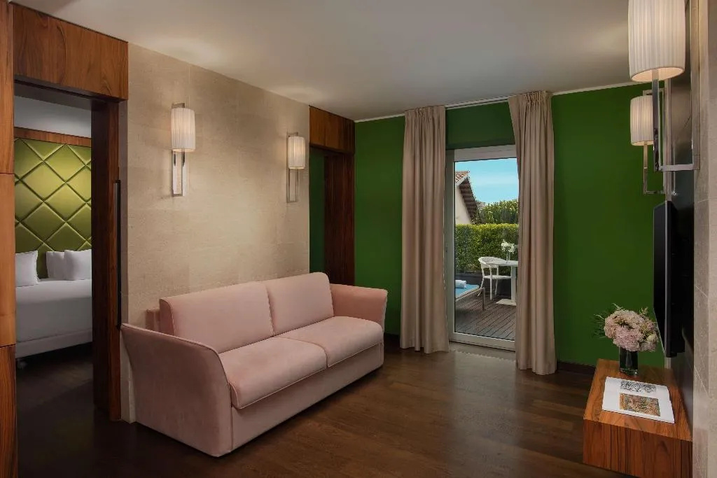 Room, NH Collection Taormina, Taormina