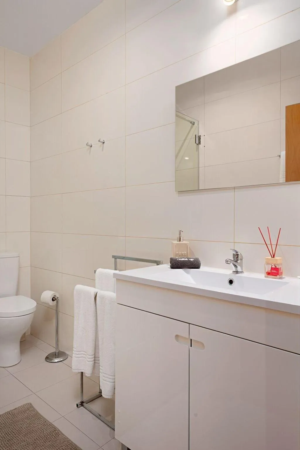 Room, Oporto Stories Apartments - Santa Catarina, 219, Porto