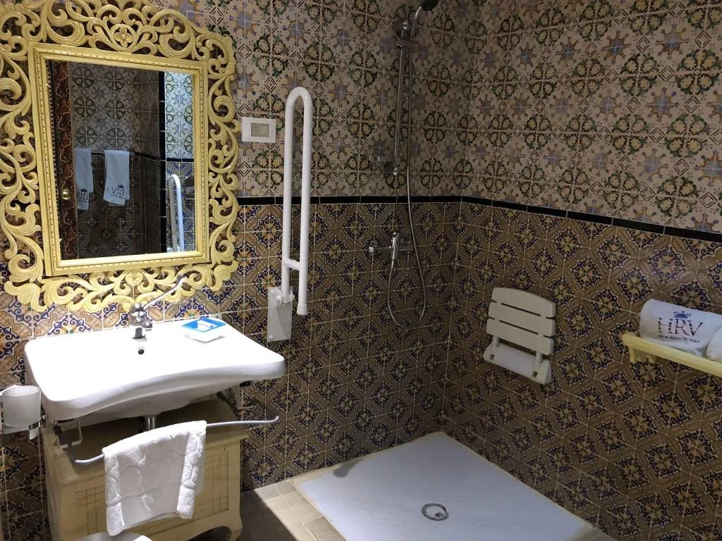 Room, Royal Victoria, Tunisia