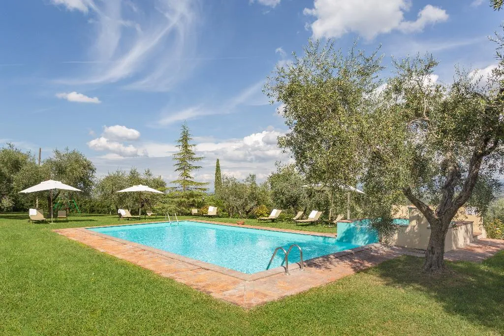 Pool, Fattoria Querceto, Florence
