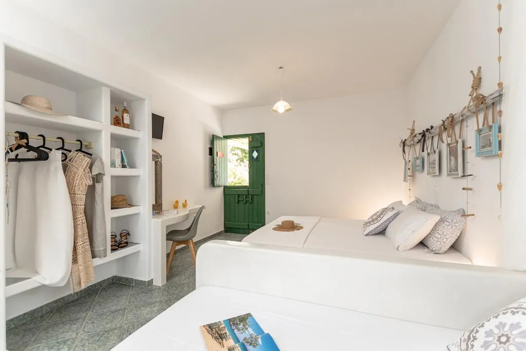 FAMILY ROOM DELUXE WITH TERRACE Room, Palatiana Agriturismo - Philoxenia Cottages, Crete