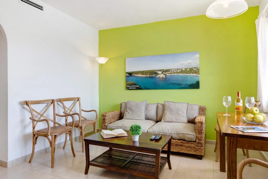 APARTMENT TWO BEDROOMS Room, Son Bou Playa Gold, Menorca
