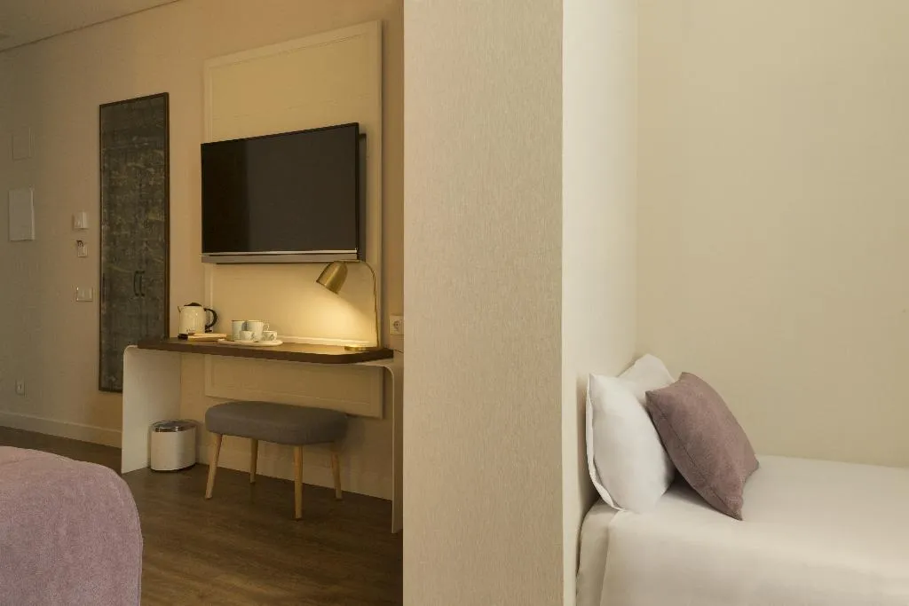 TRIPLE STANDARD Room, Icon Bcn, Barcelona