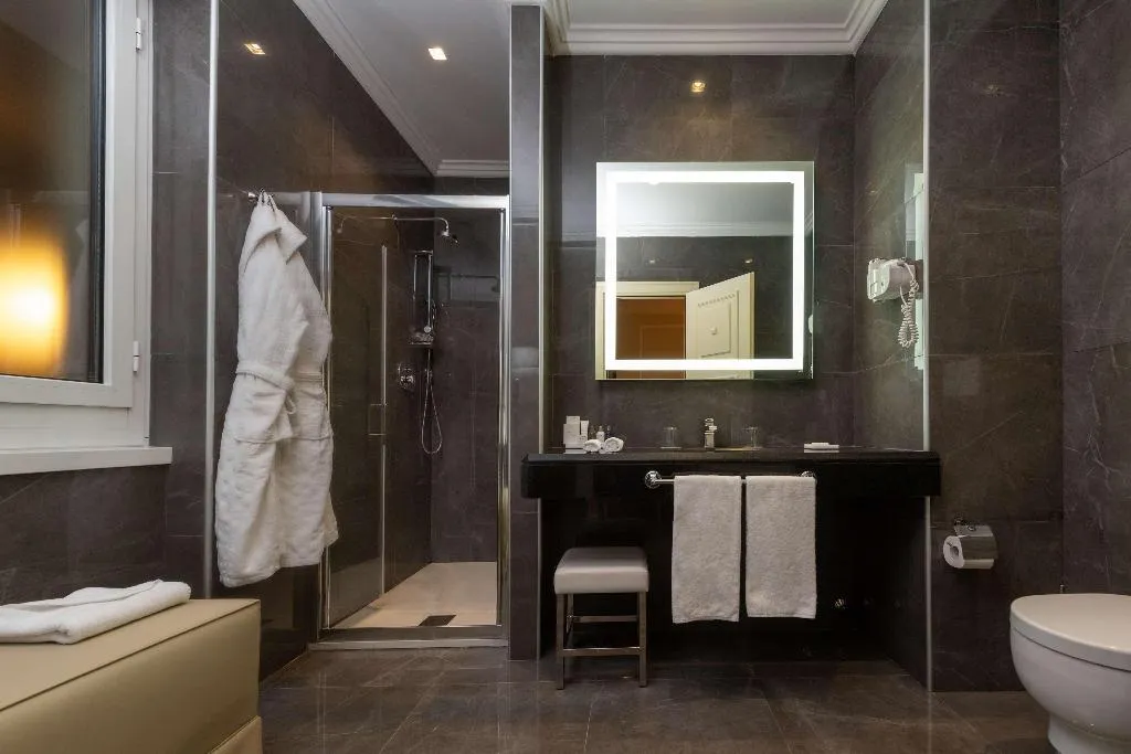 Room, Radisson Blu Ghr Hotel Rome, Rome