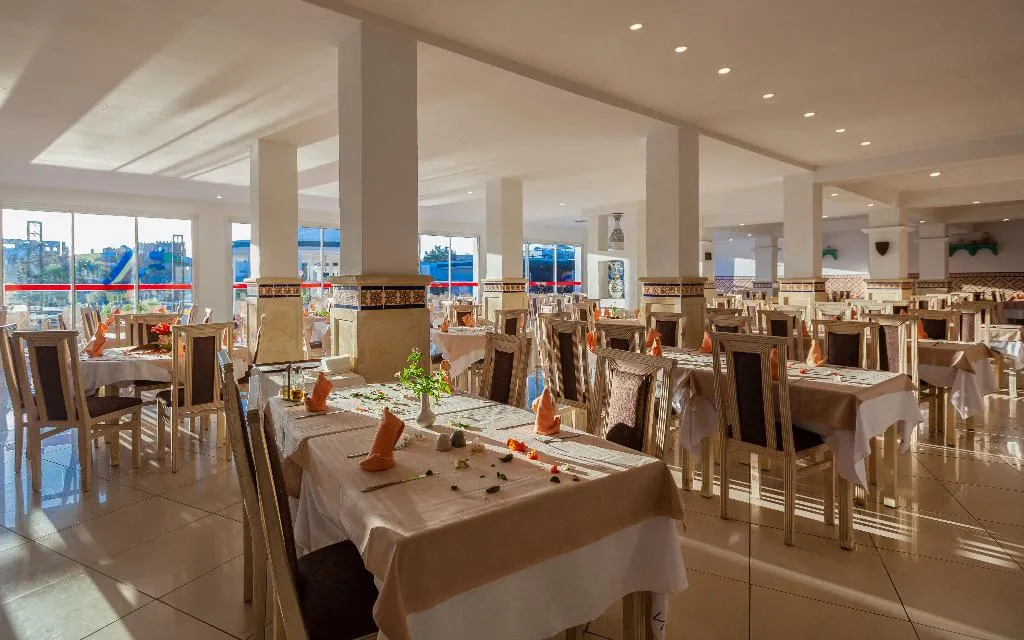 Restaurant, Zodiac, Tunisia